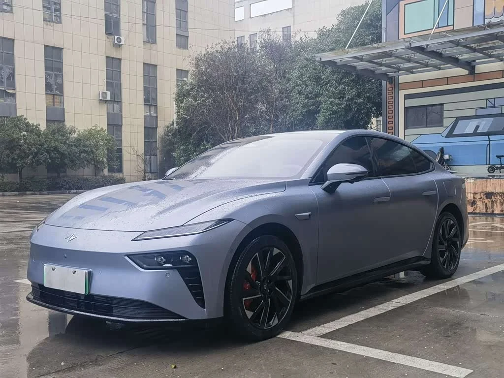 Dongfeng eπ007