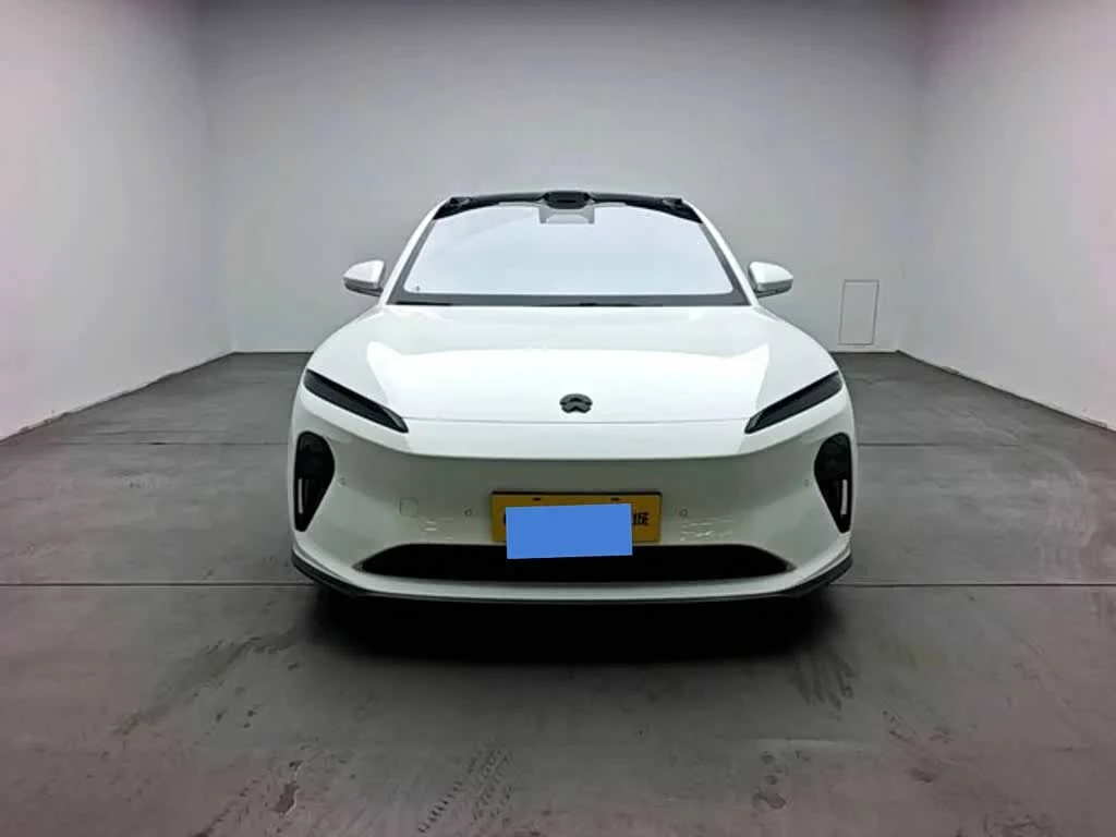 NIO ET5