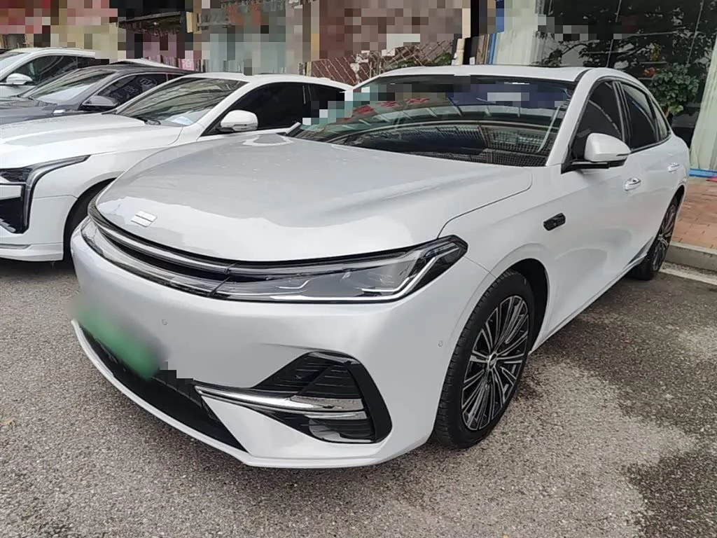Geely Galaxy Galaxy A7 EM