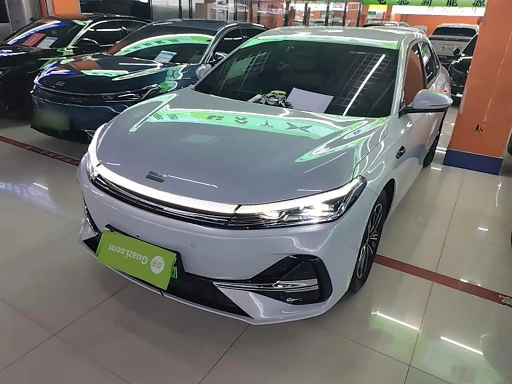 Geely Galaxy Galaxy A7 EM