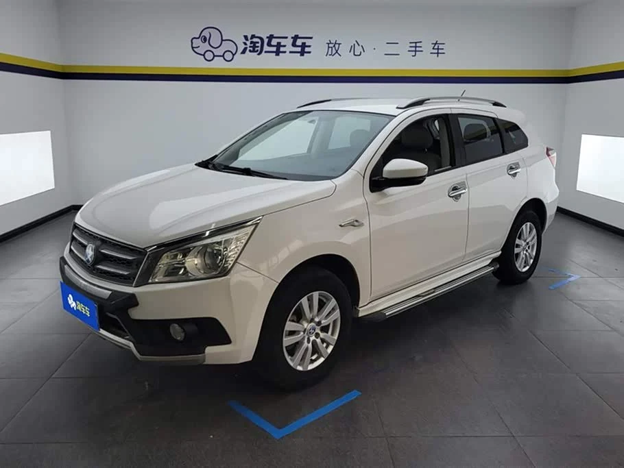 Venucia T70