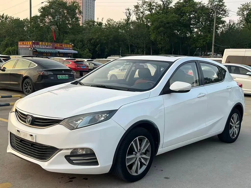 Changan EadoXT