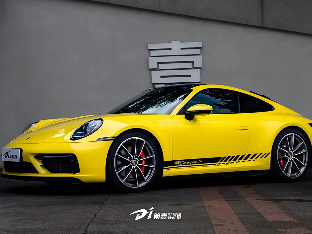 Porsche 911