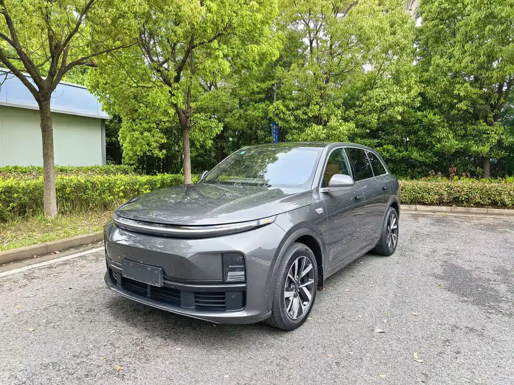 Li Auto L7