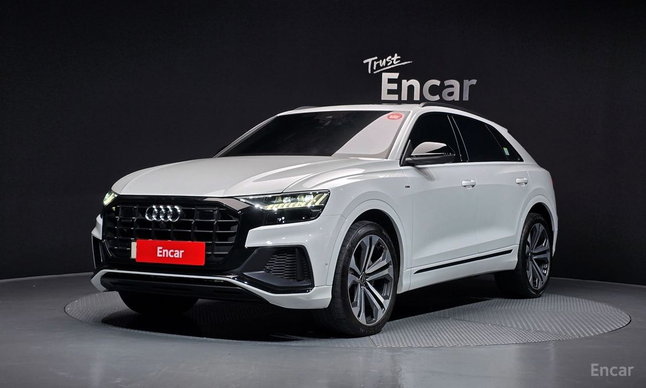 Audi Q8