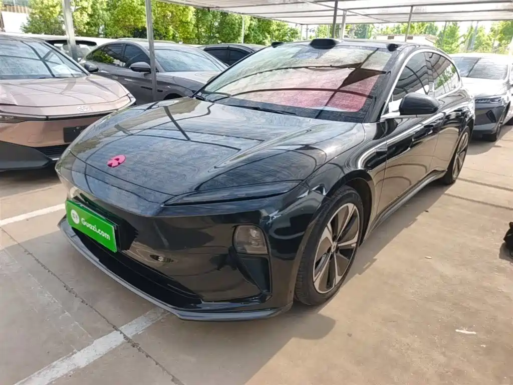 NIO ET5T