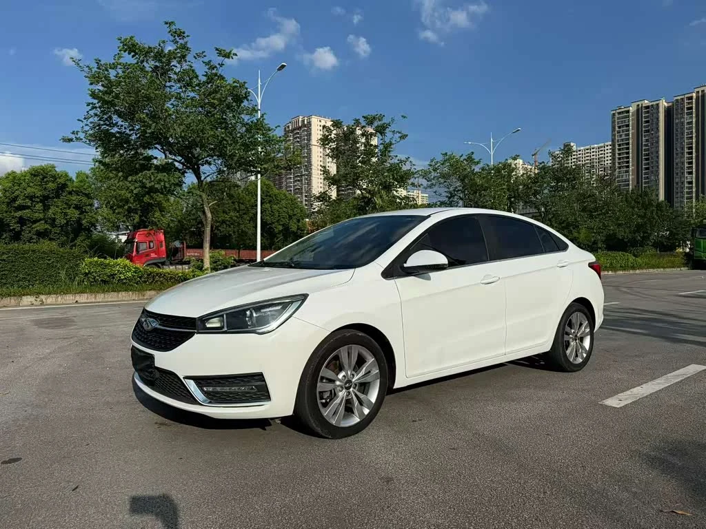 Chery Arrizo 5