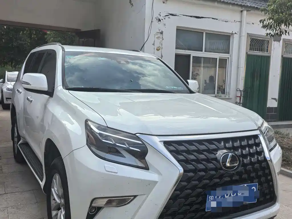 Lexus GX