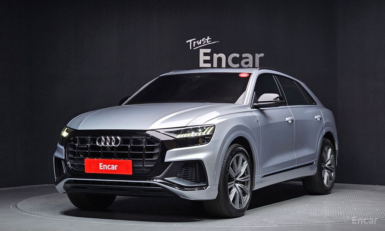 Audi Q8