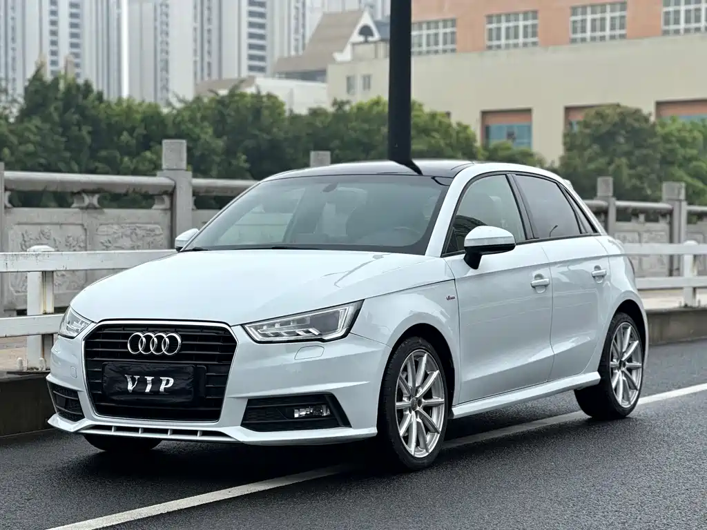 Audi A1