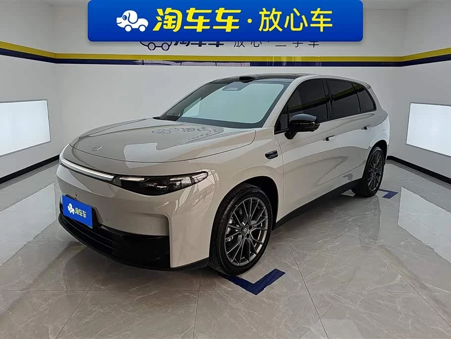 Leapmotor C10