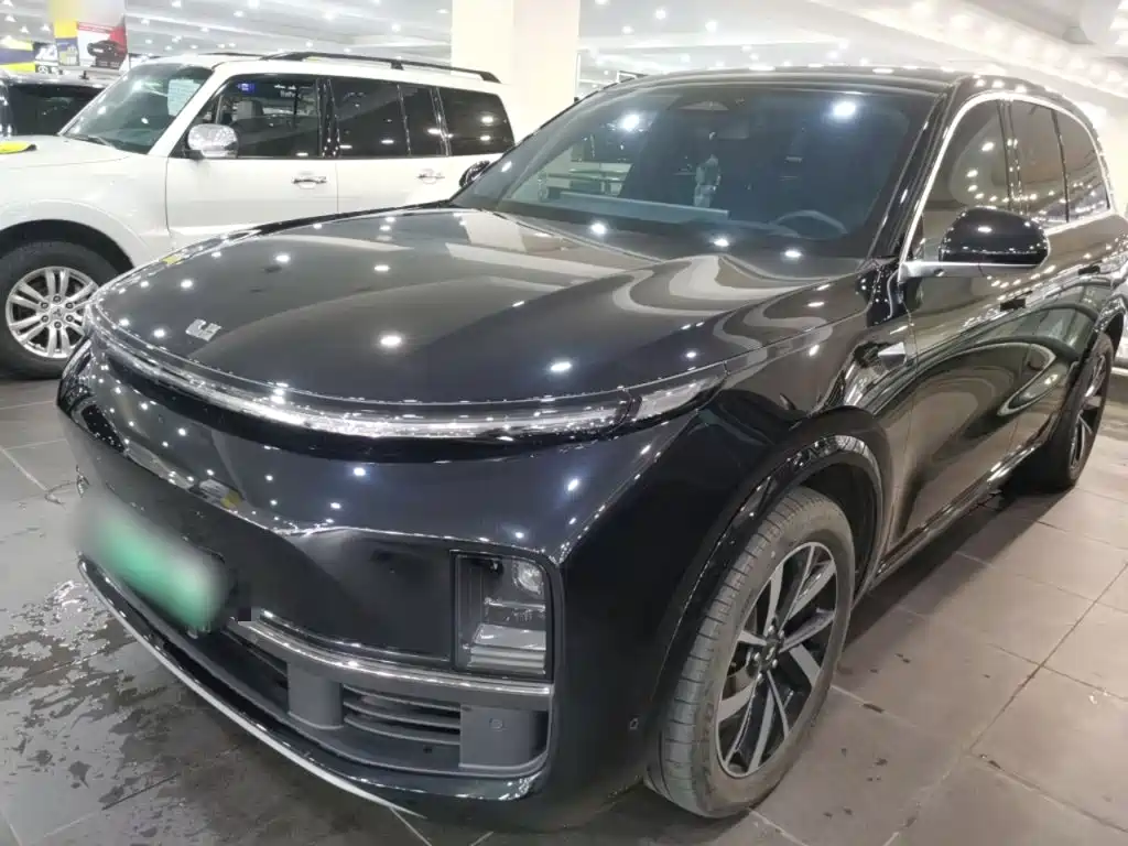 Li Auto L8