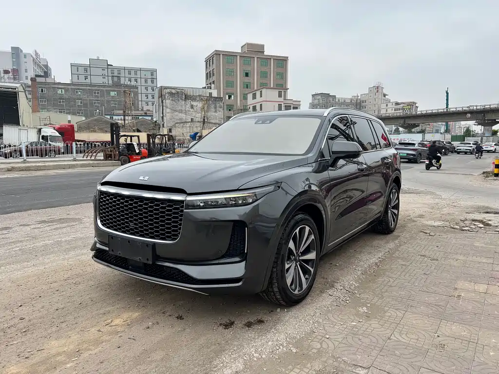 Li Auto ONE