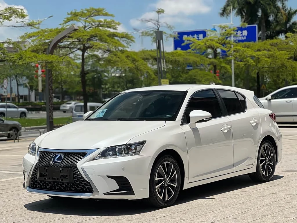 Lexus CT