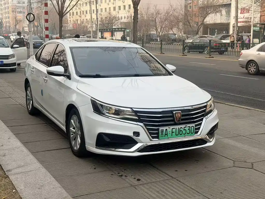 Roewe i6