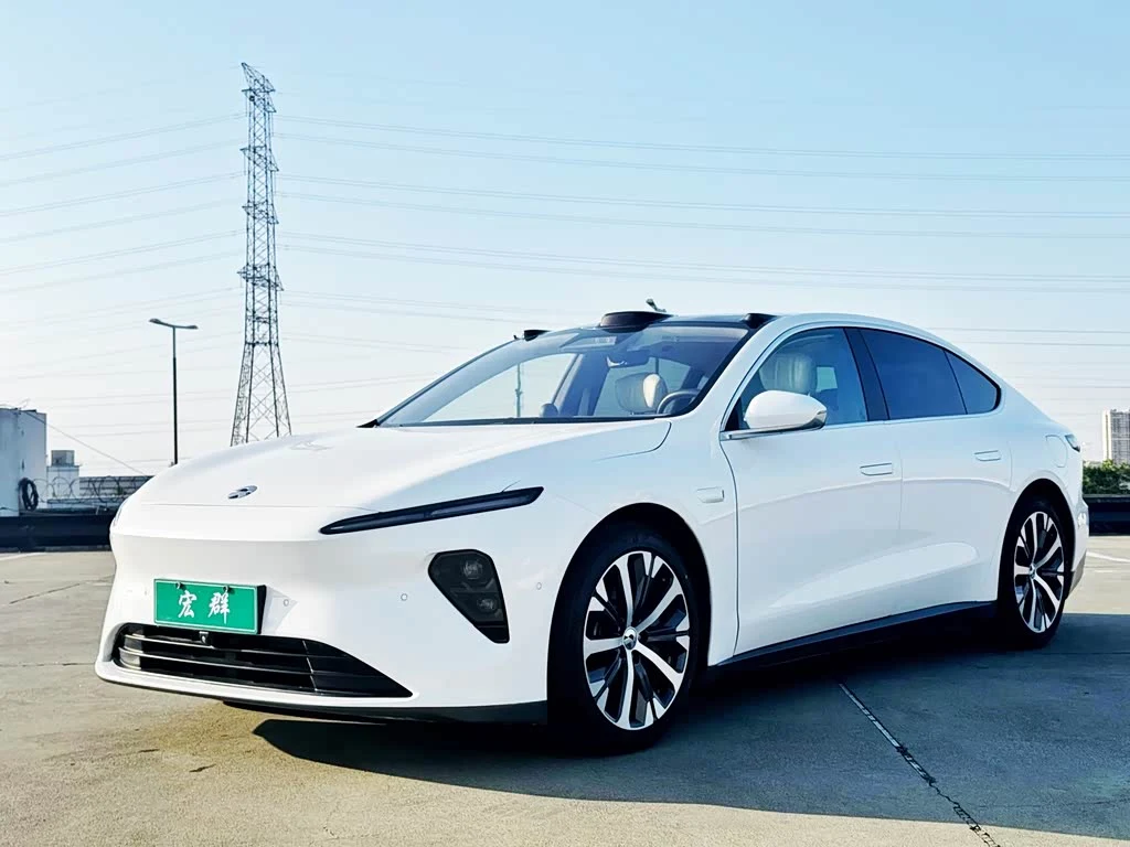 NIO ET7