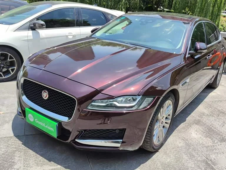 Jaguar XFL