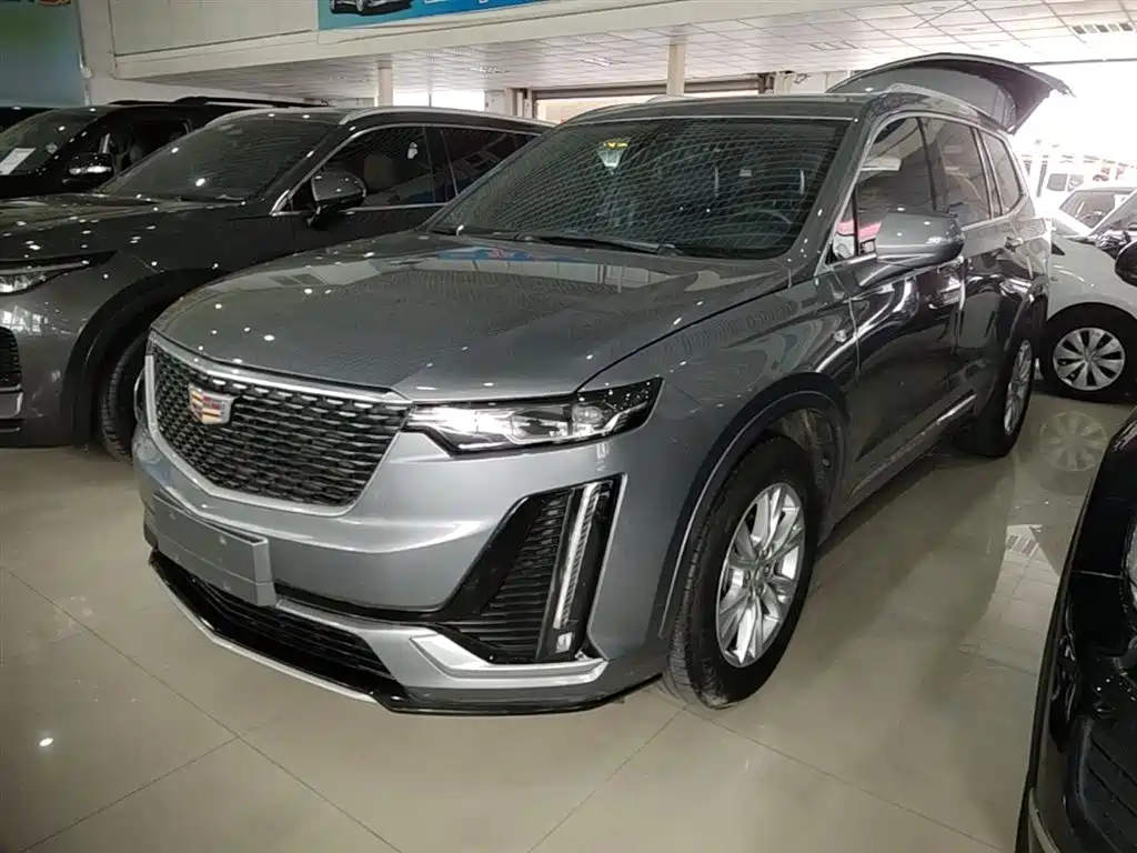 Cadillac XT6