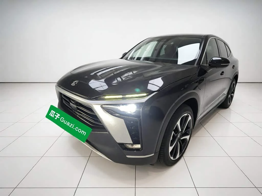 NIO ES8