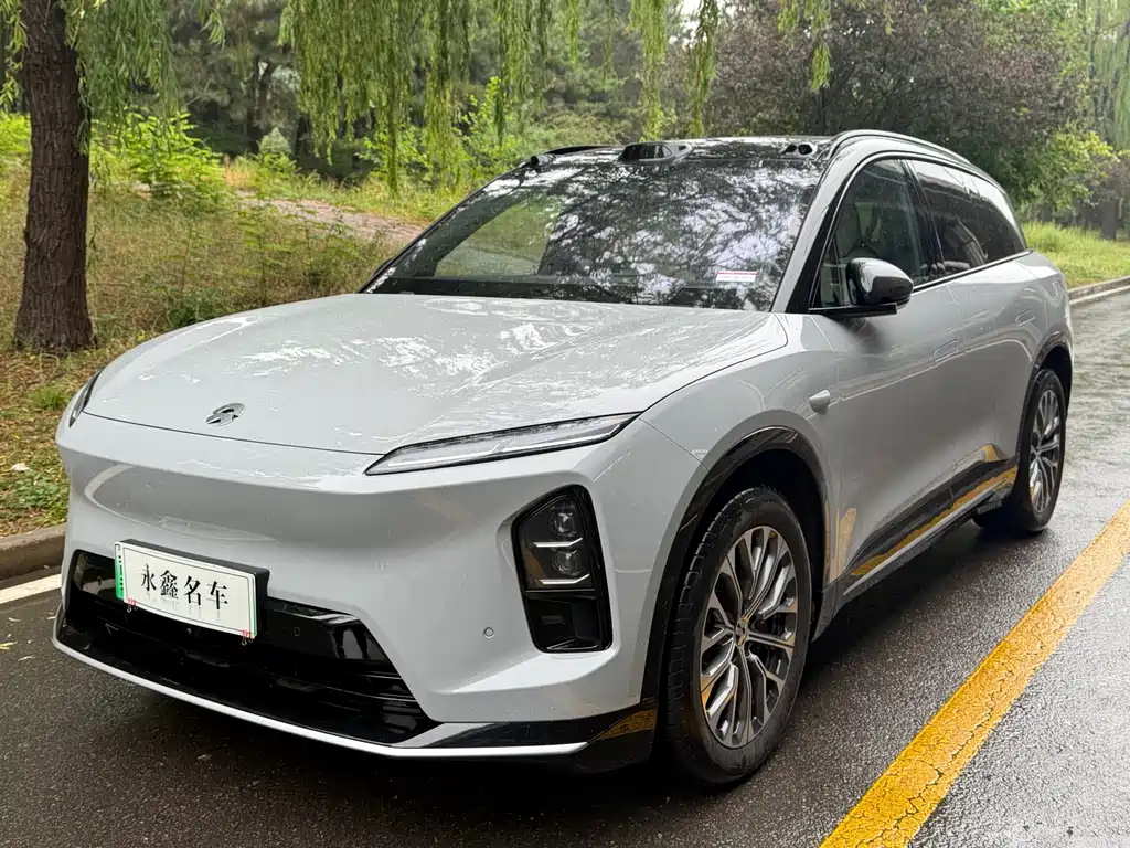 NIO ES6