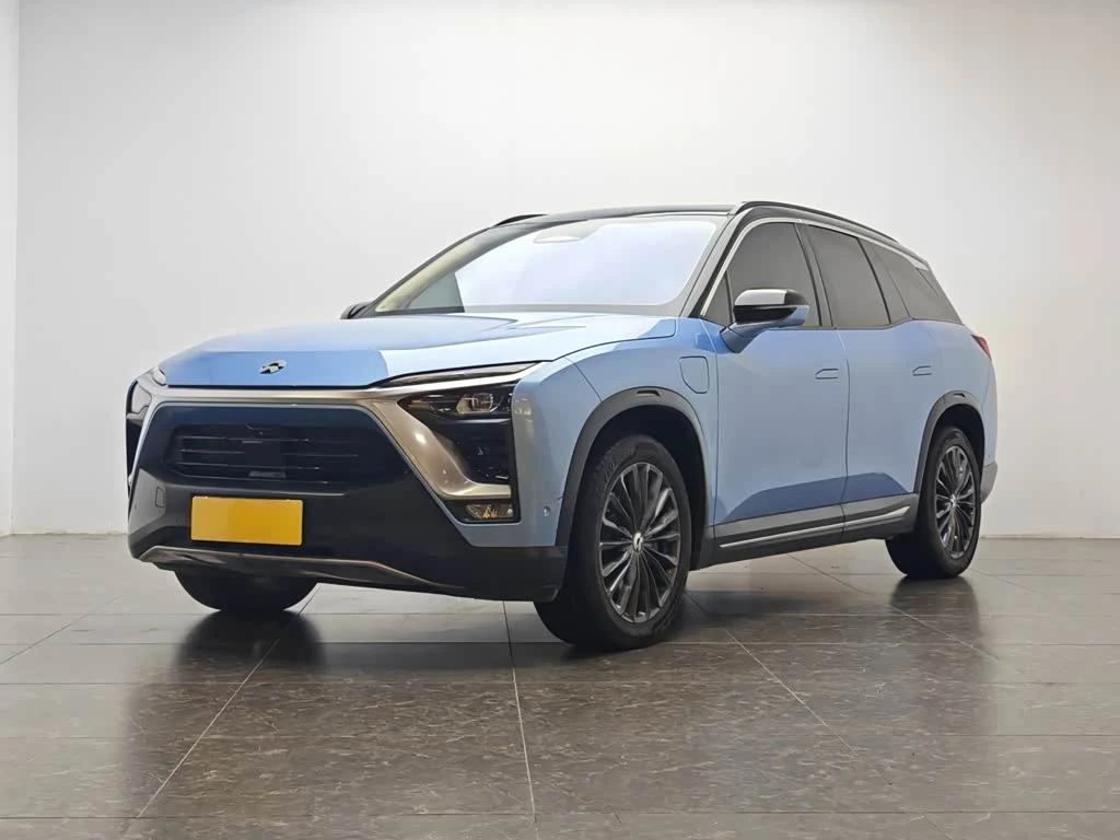 NIO ES8