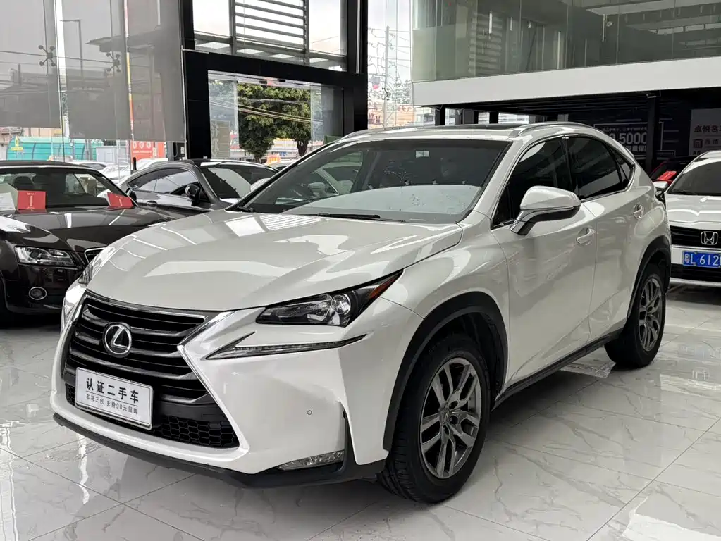 Lexus NX