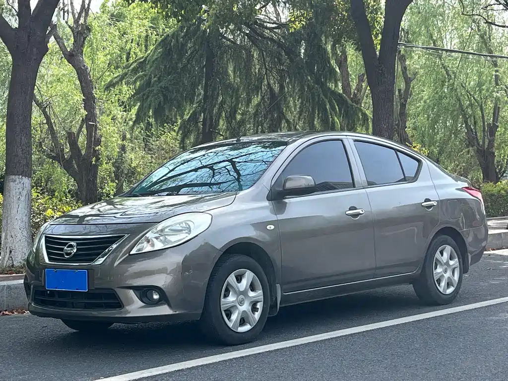 Nissan Sunny