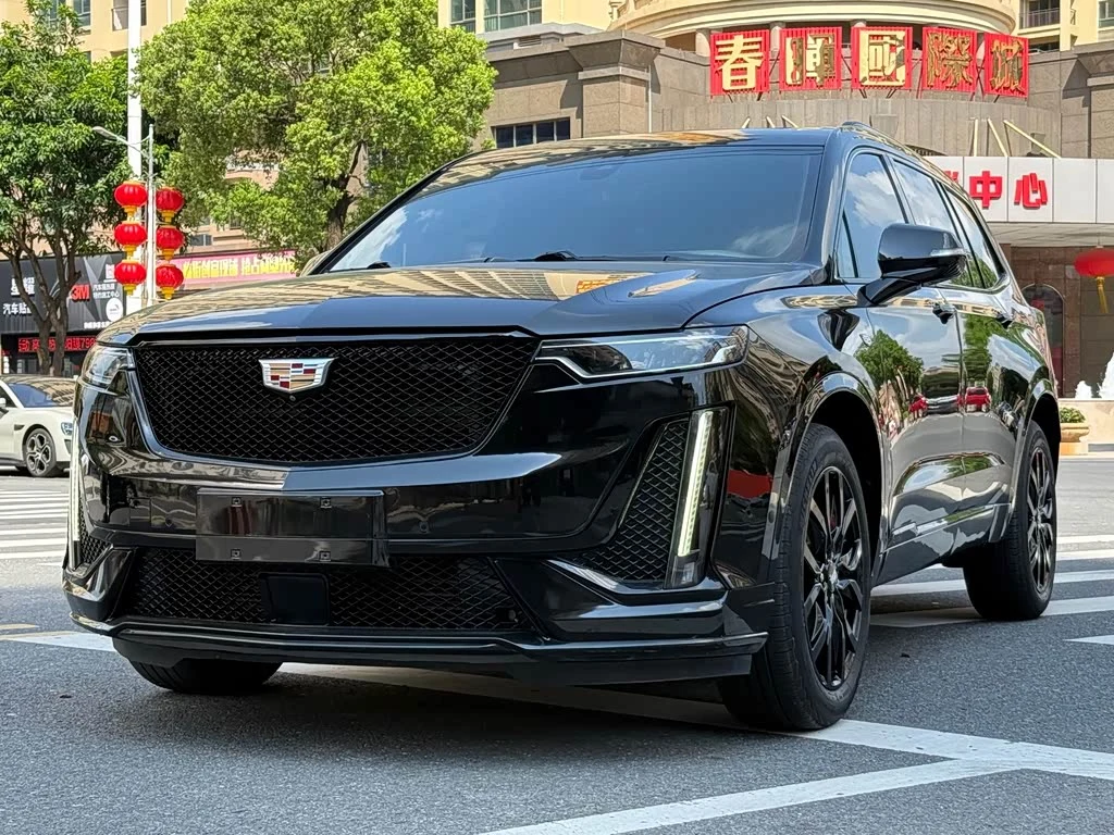 Cadillac XT6