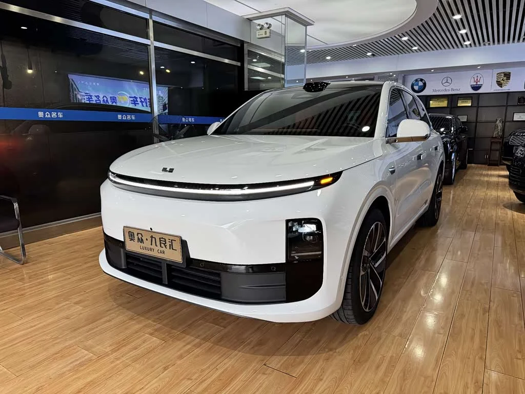 Li Auto L6