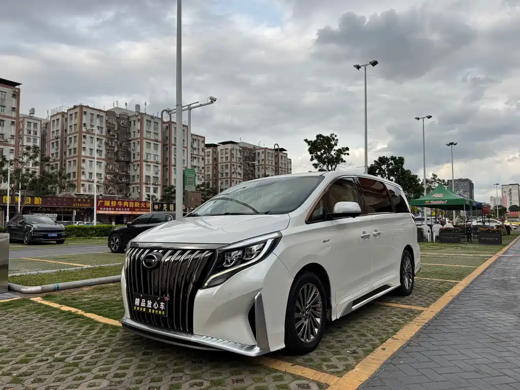 GAC M8