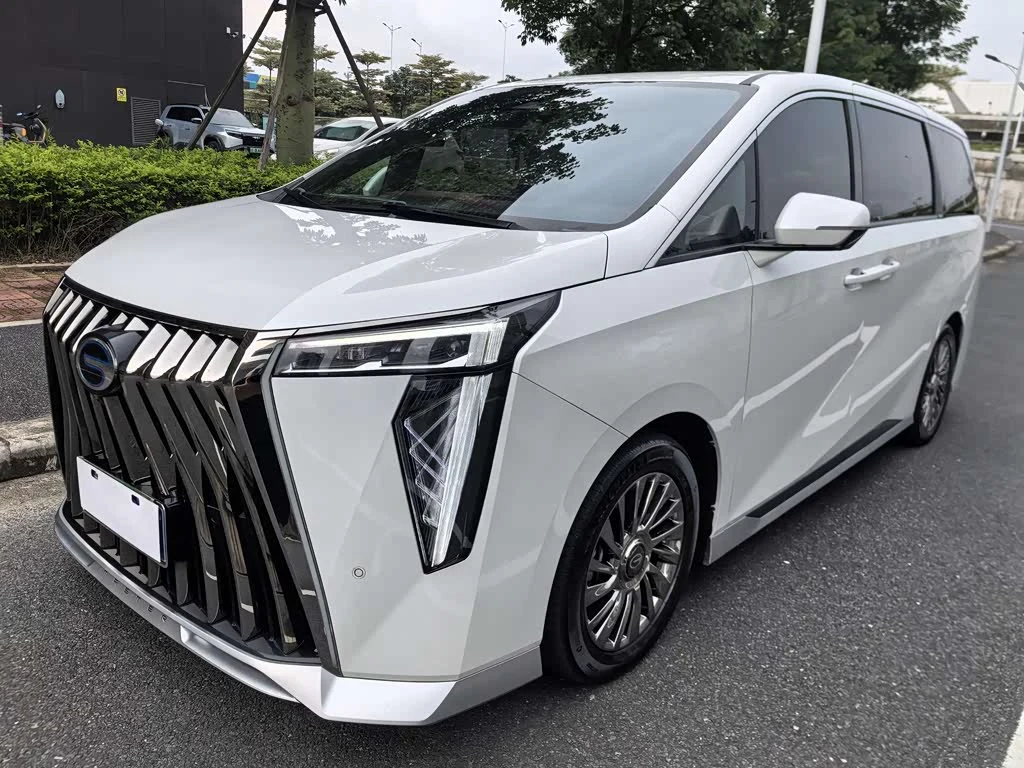 GAC M8