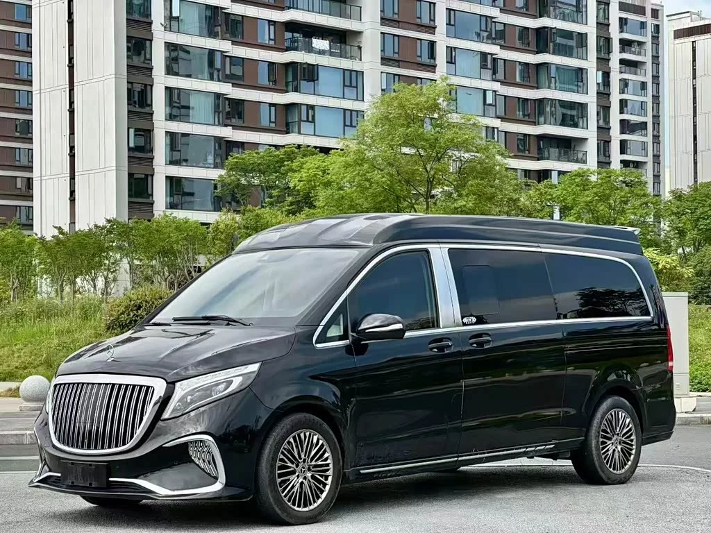 AM V-Class