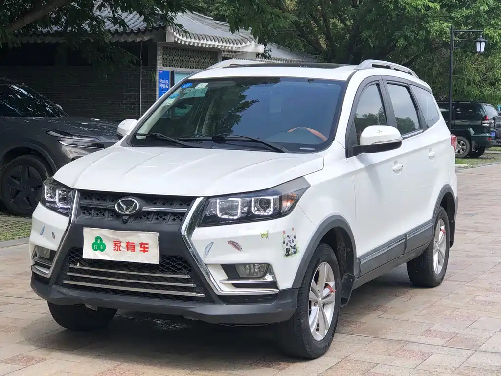 BAIC S3
