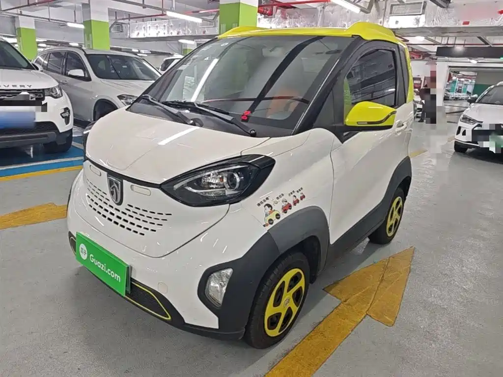 Baojun E100