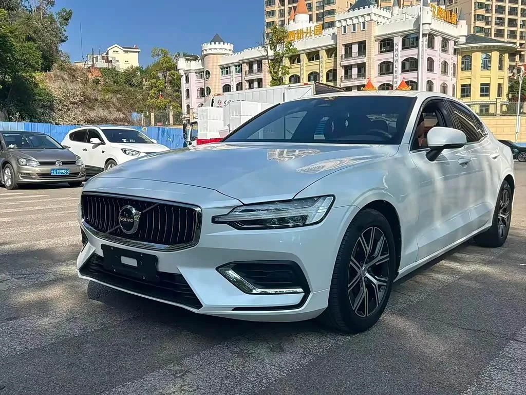 Volvo S60