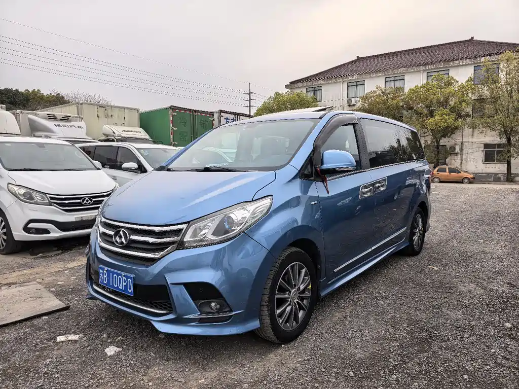Maxus G10