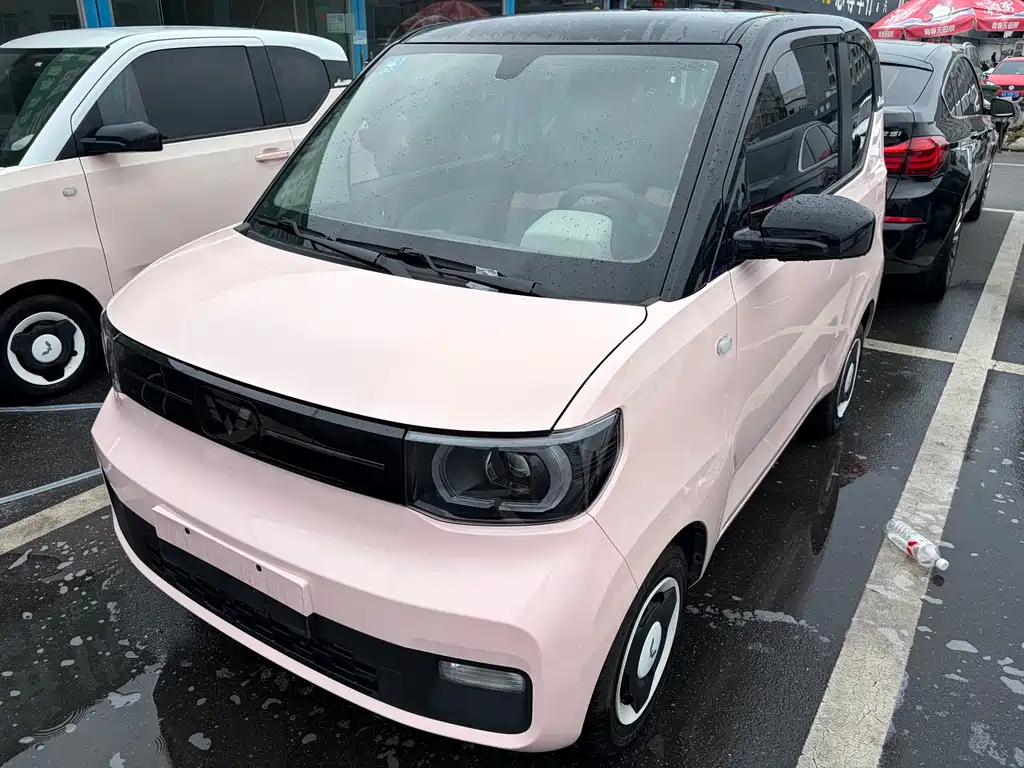 Wuling Mini EV