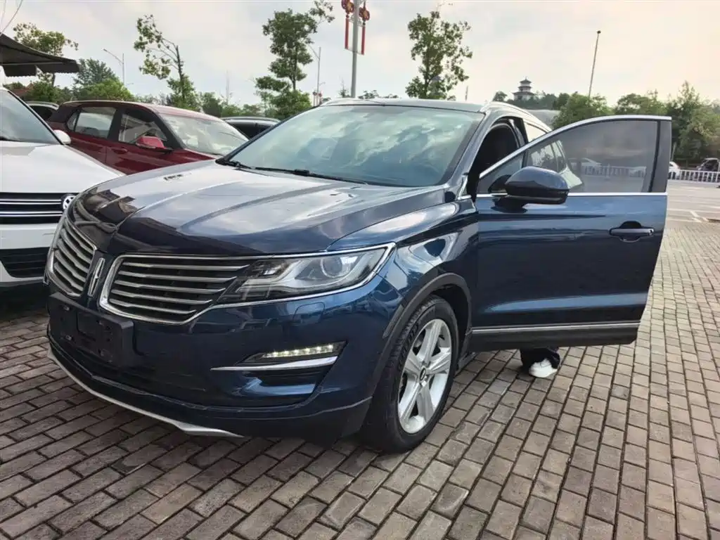 Lincoln MKC