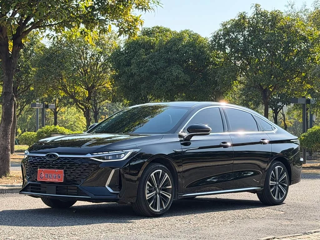 Chery Arrizo 8