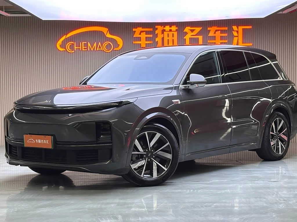 Li Auto L8
