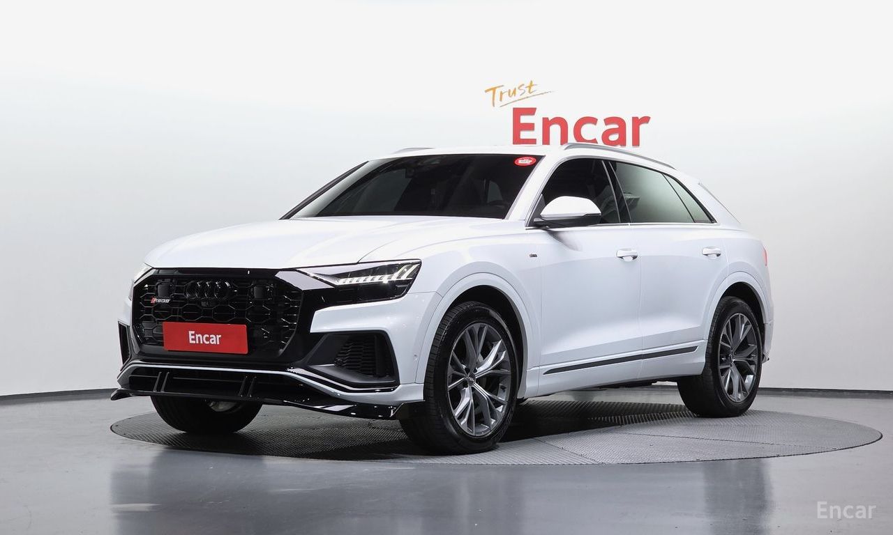 Audi Q8