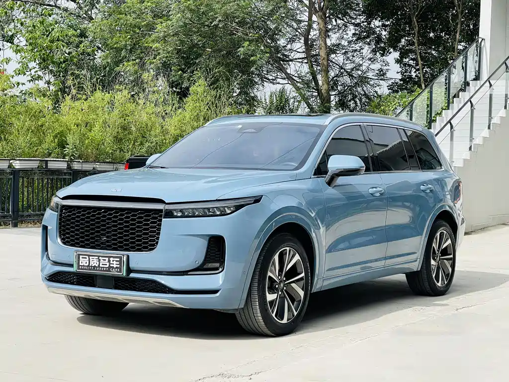 Li Auto ONE