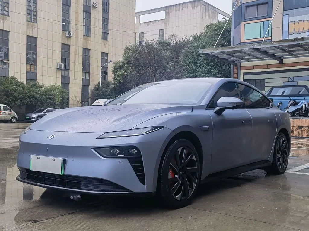 Dongfeng eπ007