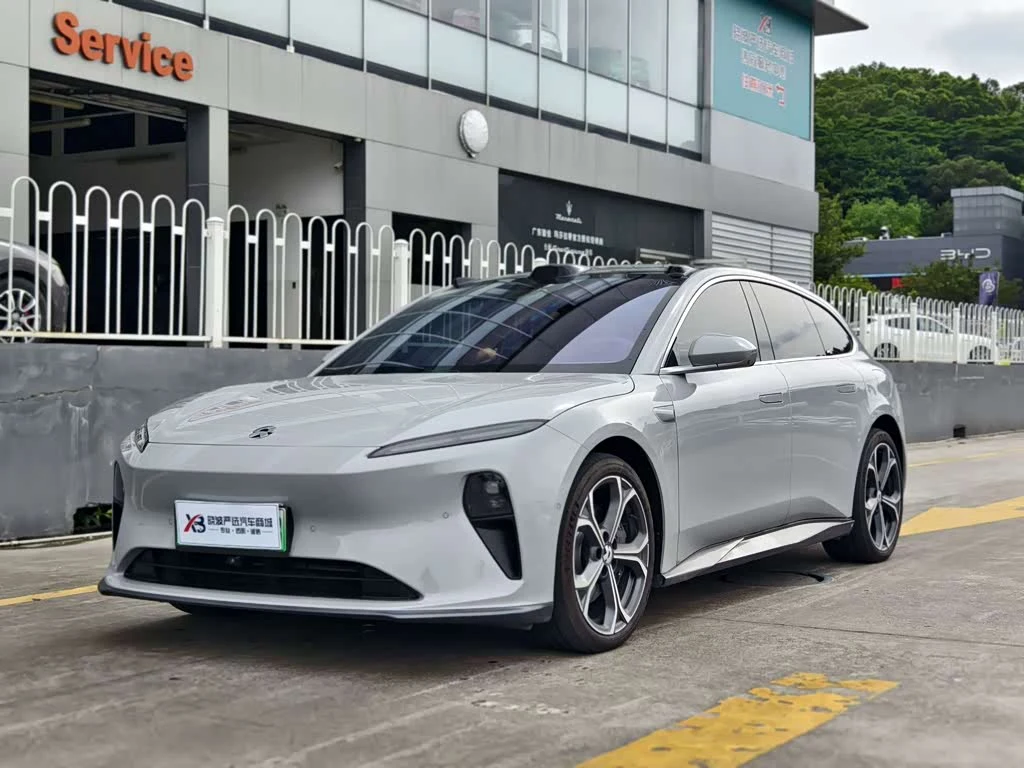 NIO ET5T