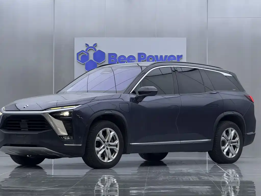NIO ES8
