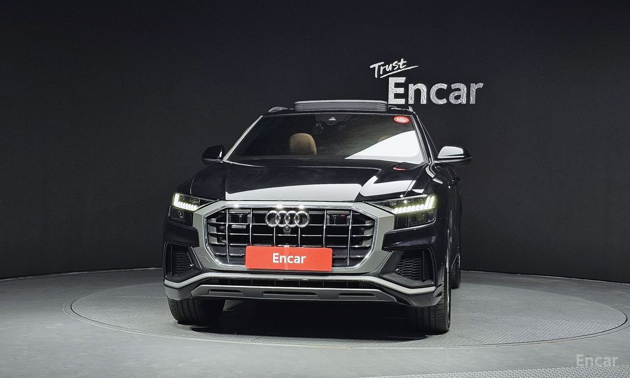 Audi Q8