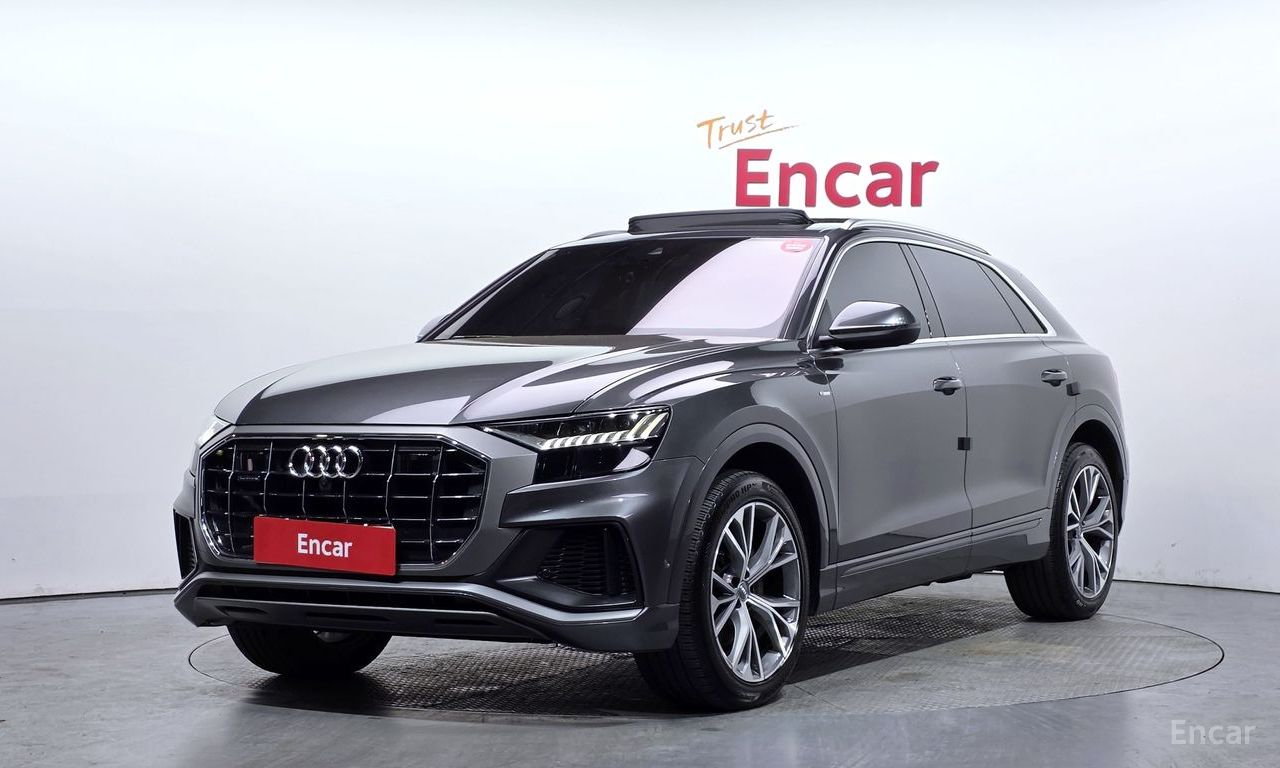 Audi Q8