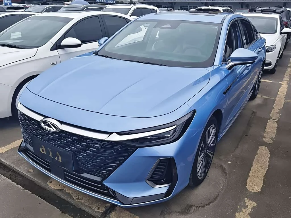 Chery Arrizo 8