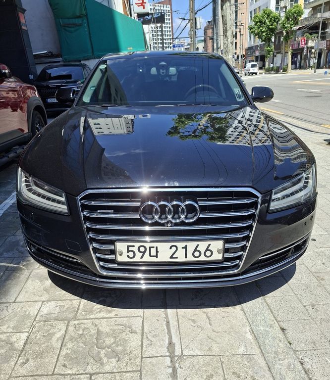 Audi A8