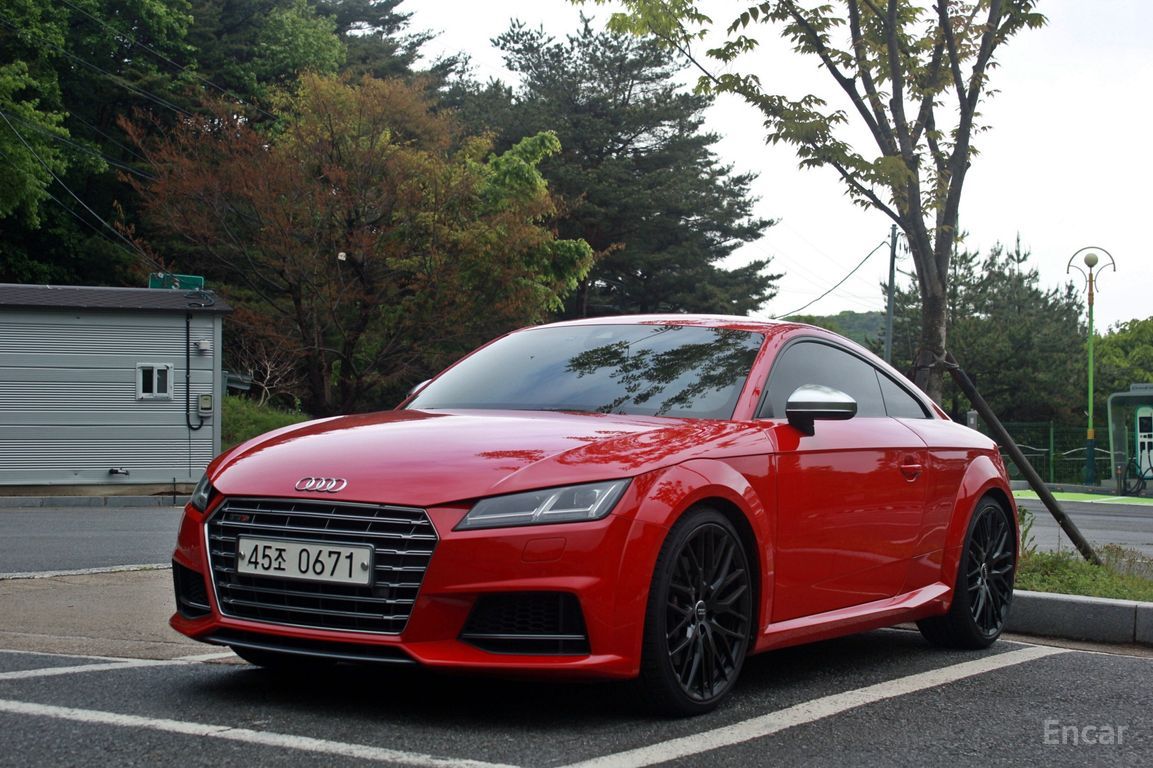 Audi TTS